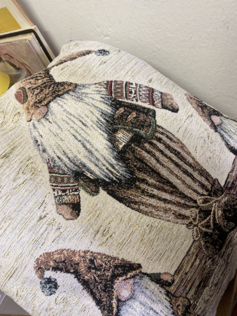 Mercatopoli Cuscino Con Gnomi