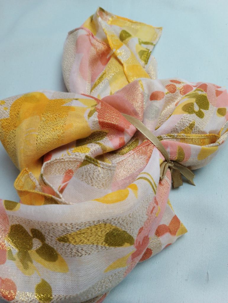 Mercatopoli Foulard Rosa E Oro