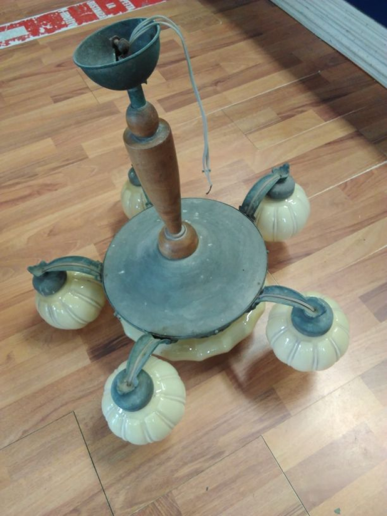 Mercatopoli LAMPADARIO DECO' 4 LUCI CON 1 CENTRALE