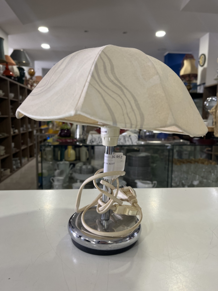 Mercatopoli Lume Con Base In Acciaio