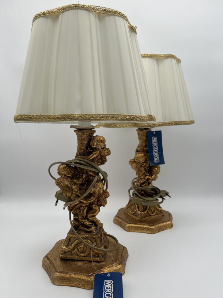 Mercatopoli Lume Dorato Con Angeli 42 Cm