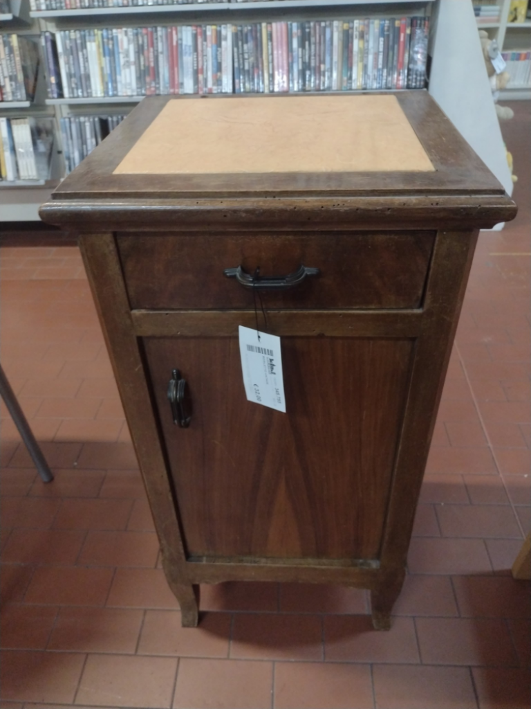 Mercatopoli Mobiletto Vintage