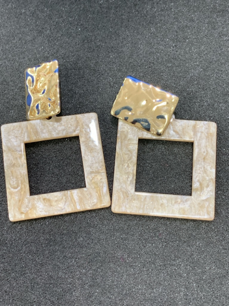 Mercatopoli ORECCHINO QUADRATI SIMIL MADREPERLA W