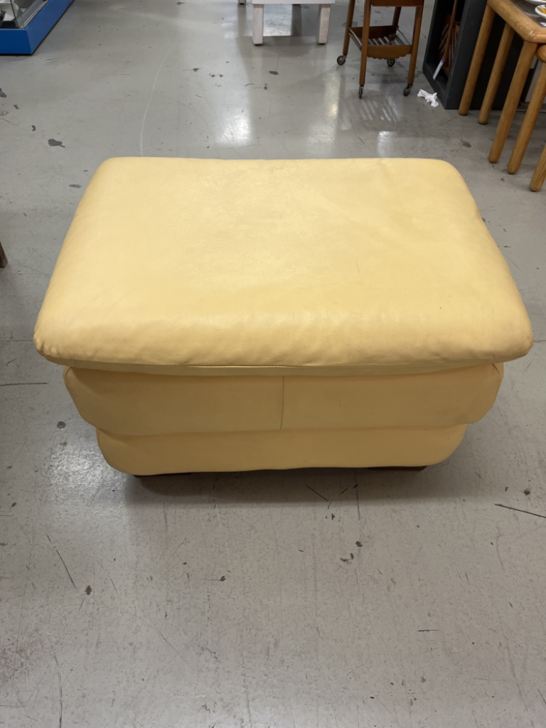 Mercatopoli Pouf Pelle H 45x70x50 Cm