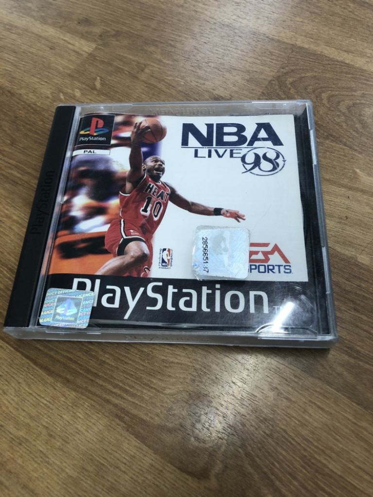 Mercatopoli PS1 NBA Live 98
