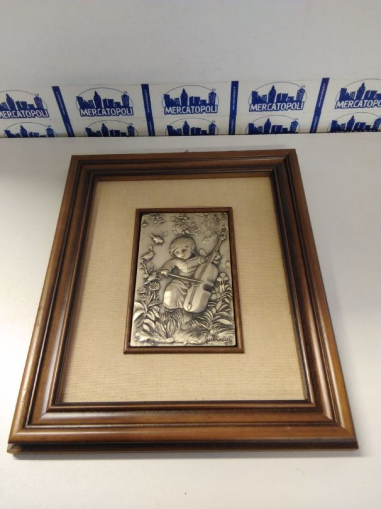 Mercatopoli Quadretto Bimbo Suonatore In Peltro