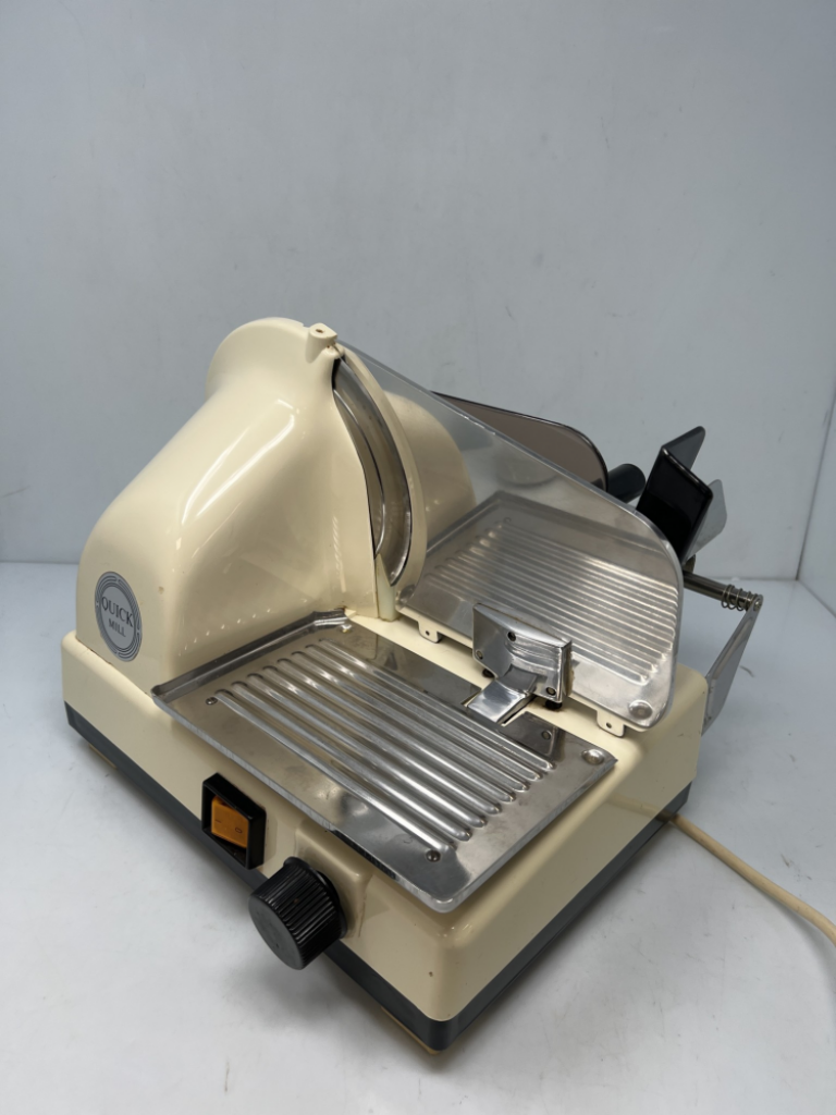 Mercatopoli Quick Mill Affettatrice Beige