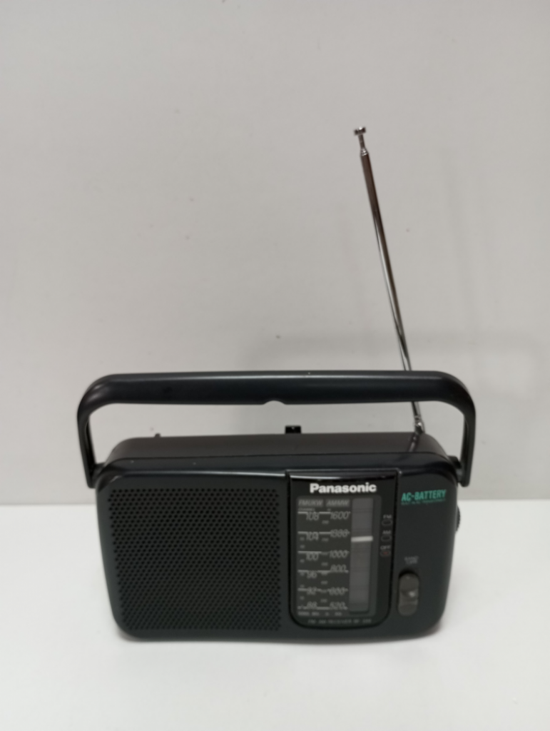Mercatopoli RADIO A PILE PANASONIC