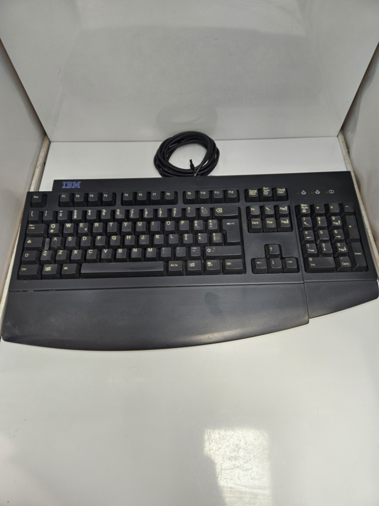 Mercatopoli Tastiera Vintage Per Pc Rt 3100