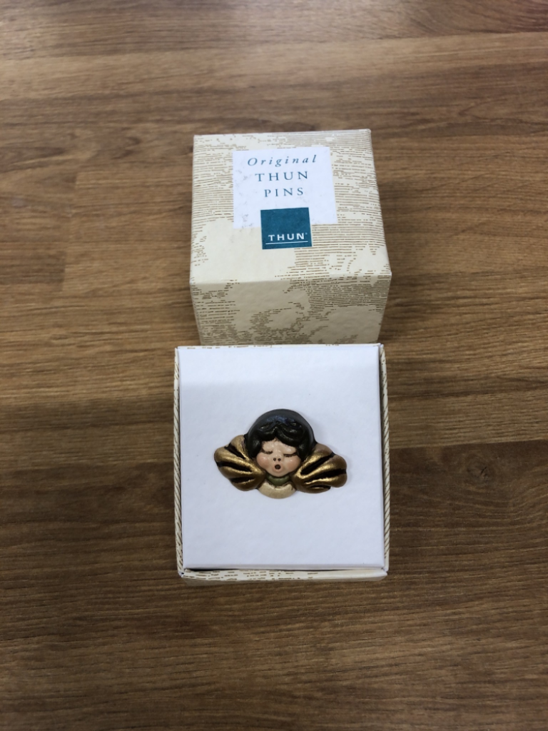 Mercatopoli Thun Pins Angelo In Scatola
