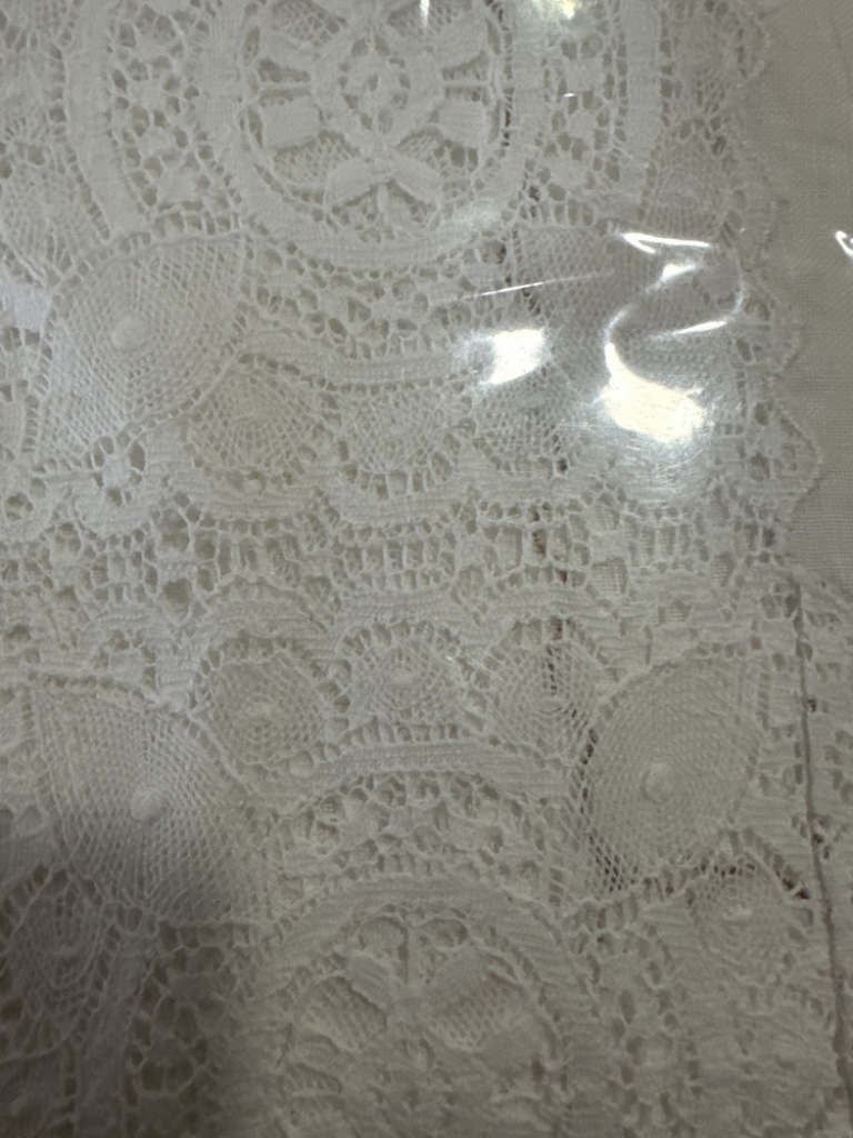 Mercatopoli Tovaglia Ricamata