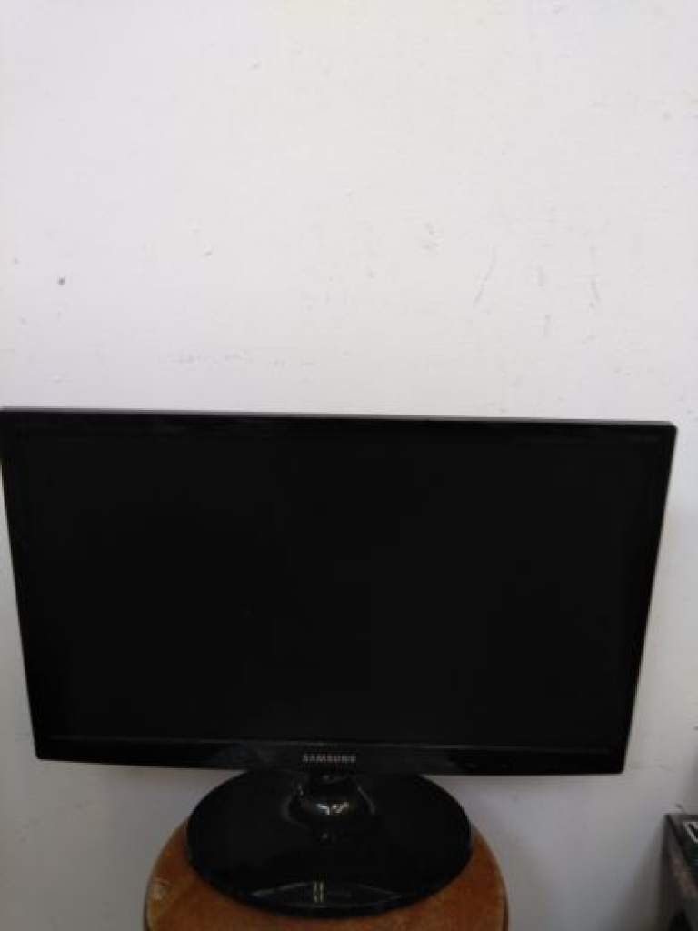 Mercatopoli Tv Samsung 22 Pollici Lt22c300ew/en