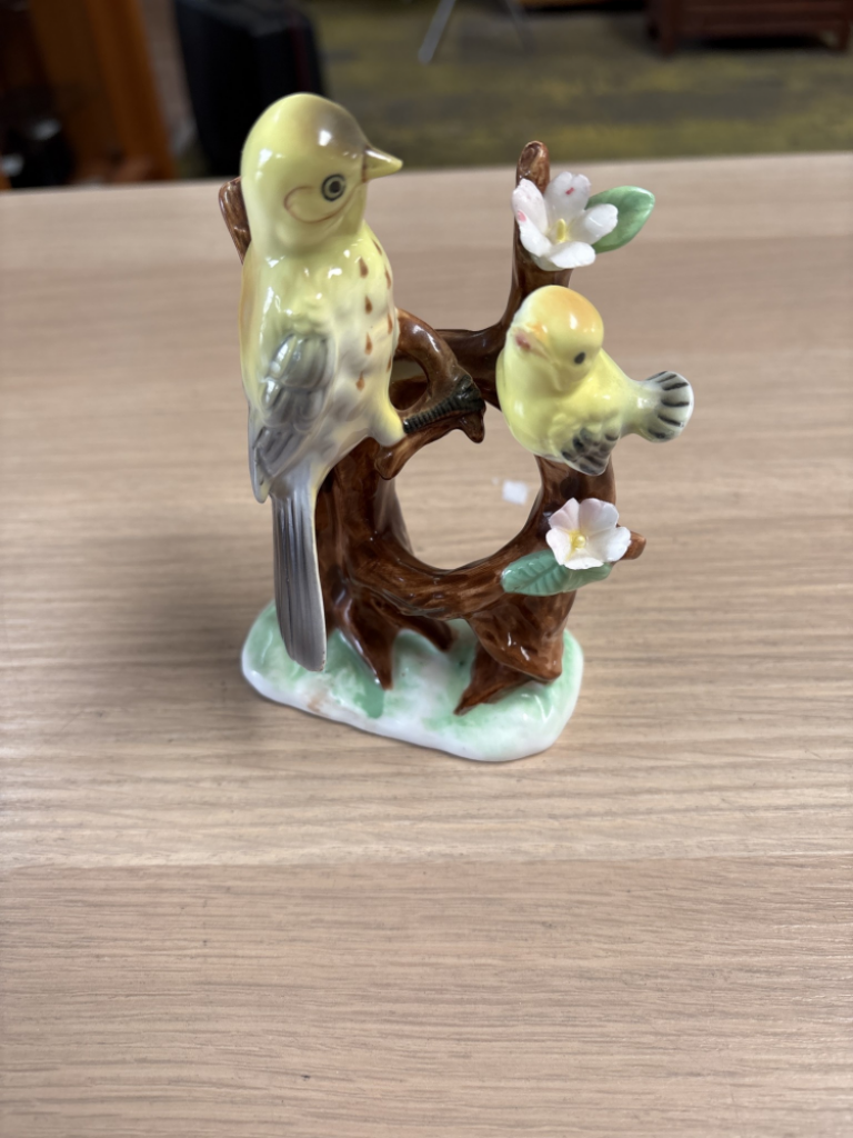 Mercatopoli UCCELLINI CERAMICA GIALLO SU RAMO