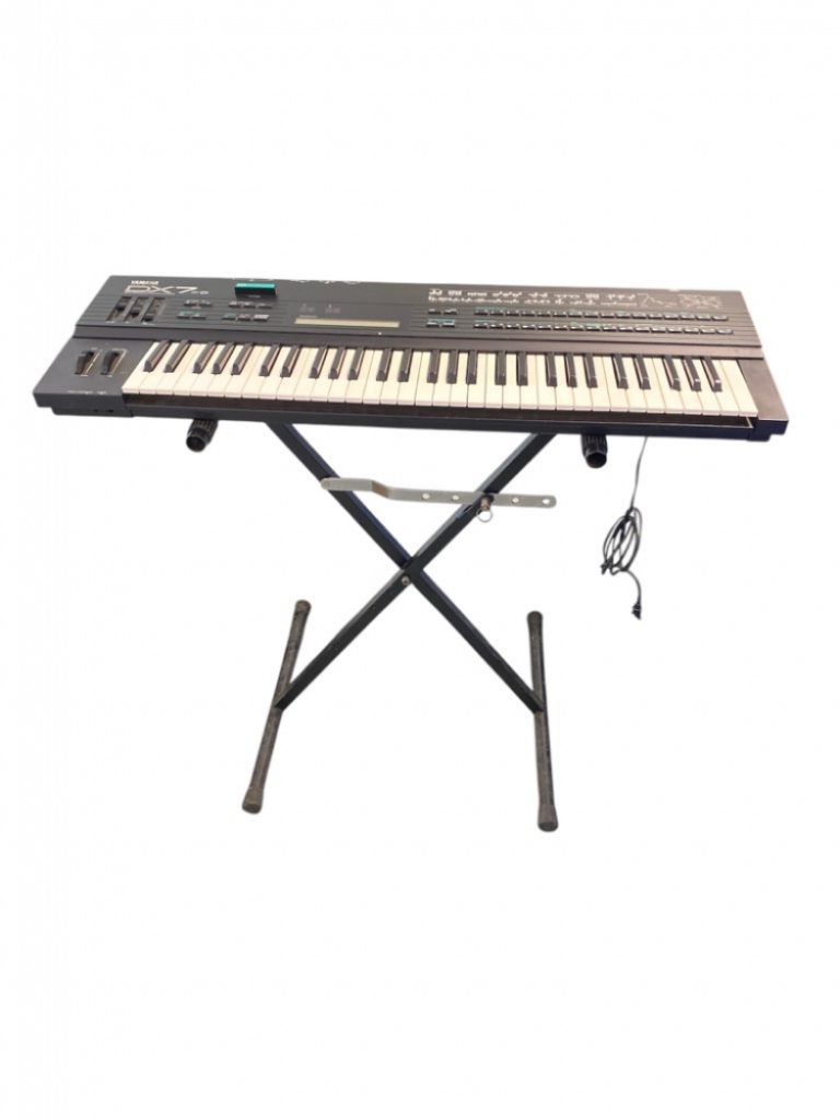 Mercatopoli Yamaha Dx7 IId + Cassettina