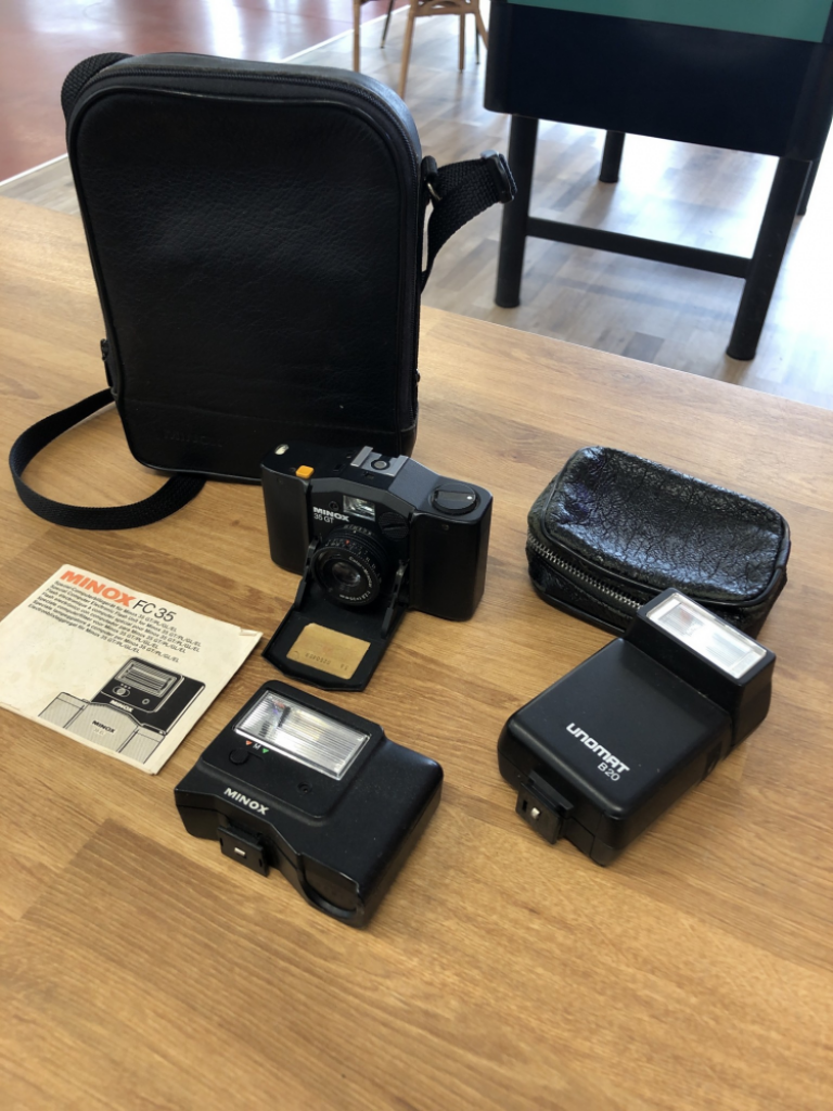 Mercatopoli MINOX 35 GT con Minotar 35 mm f/2.8 Con Custodia Con Flash E Custodia