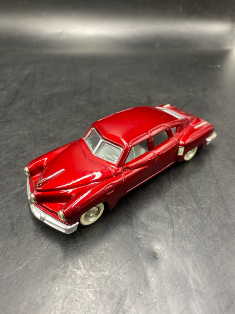 Mercatopoli MODELLINO ROAD 1948 TUCKER BORDEAUX SCALA 1/43