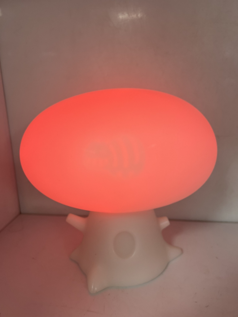 Mercatopoli MYYOUR lampada da tavolo CAT LIGHT TALES COLLECTION lo Stregatto a LED o RGBW