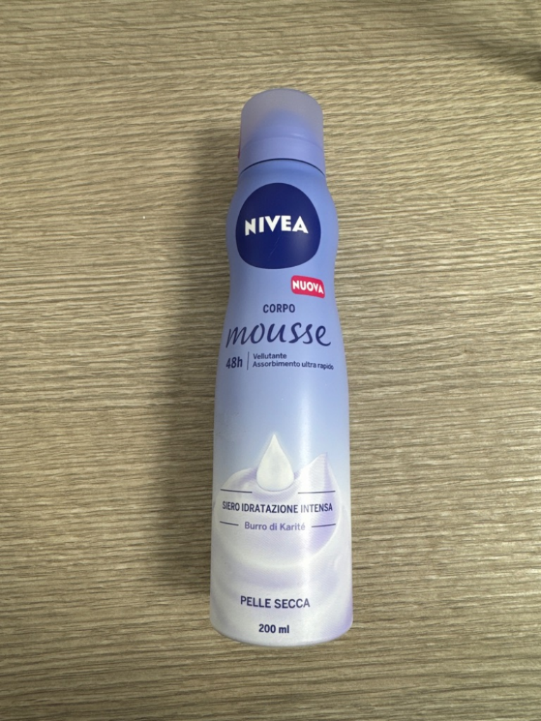 Mercatopoli Nivea Mousse Corpo Vellutante Con Burro Di Karite' Per Pelle Secca 48h 200ml
