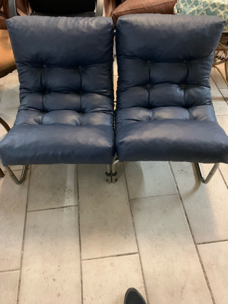 Mercatopoli Poltrona Vintage Acciaio E Simil Pelle Blu