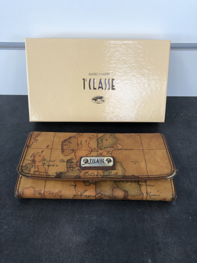 Mercatopoli Portafoglio Alviero Martini Geographic Con Segni Di Utilizzo Con Confezione