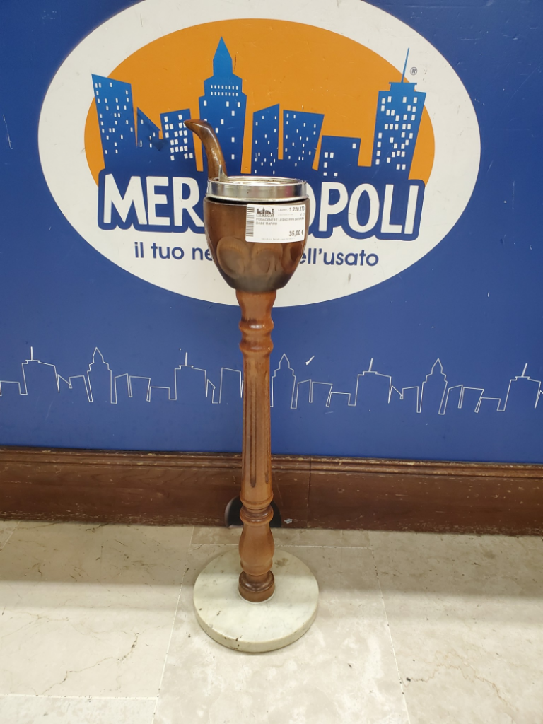 Mercatopoli Posacenere Legno Pipa Da Terra Base Marmo