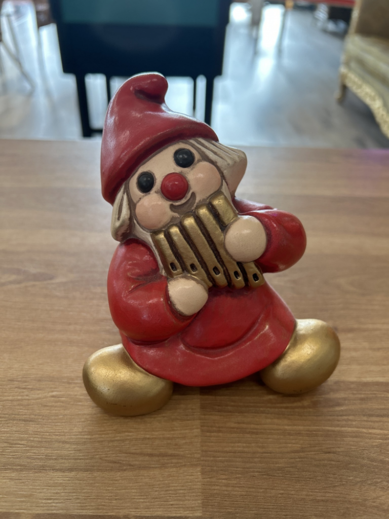 Mercatopoli Thun Gnomo Rosso Con Strumento Musicale