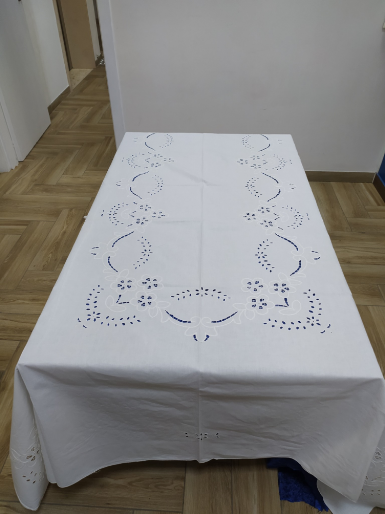 Mercatopoli Tovaglia Ad Intaglio Cotone 190x260cm (da sbiancare)